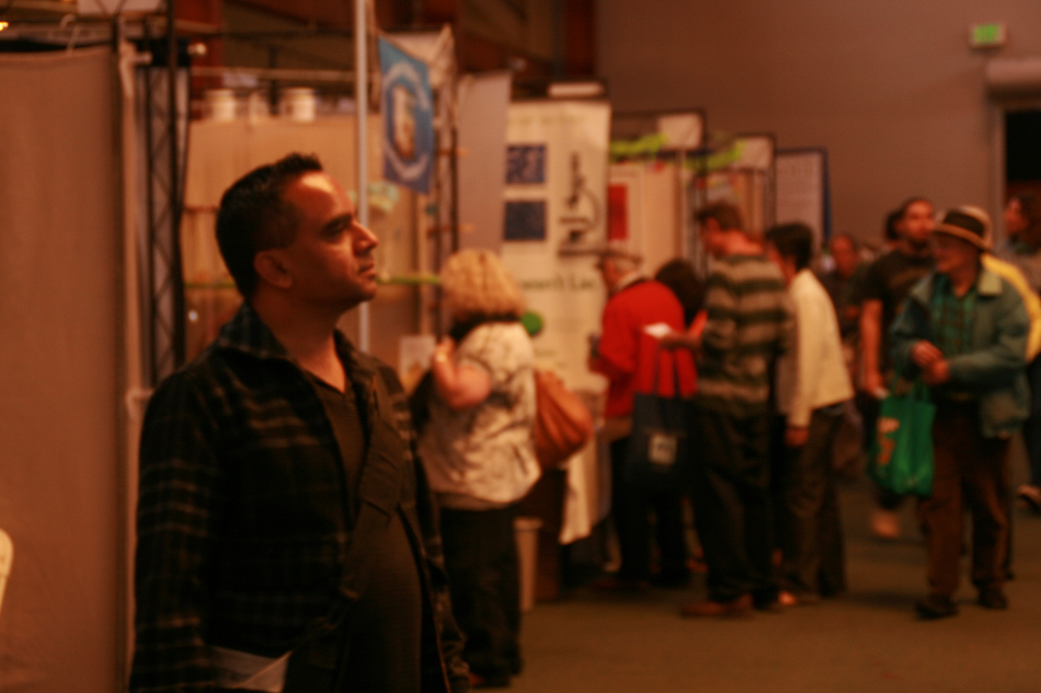 visitor_new_living_expo_950x633